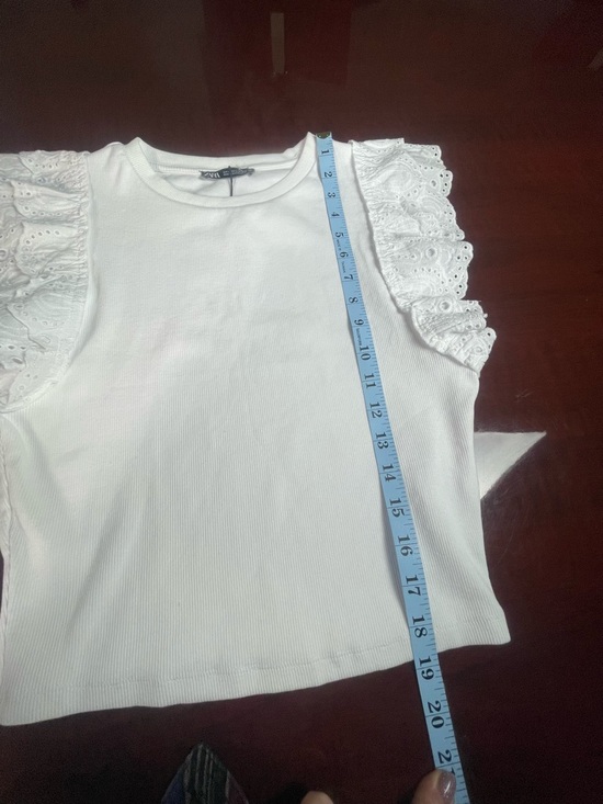 ZARA White Ribbed Eyelet Flutter Sleeve Top Size L Cottagecore Coquette Romantic - Picture 4 of 7